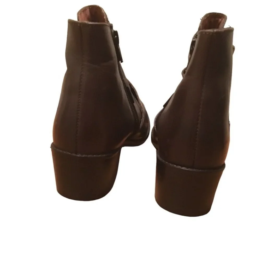 29 Porter Rd Ankle Booties - Picture 4 of 5